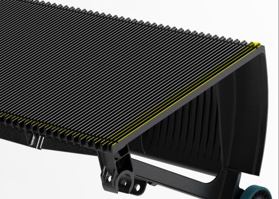 3 Sides Yellow Demarcation Escalator Step Type 600 Escalator Black Pallet